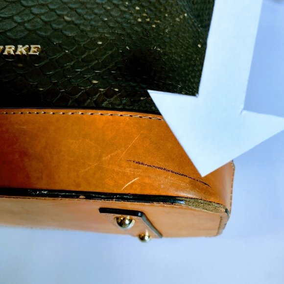 Dooney & Bourke Crossbody Bag - Picture 13 of 16